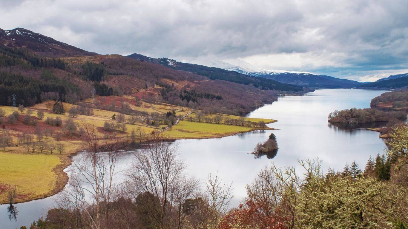 Queen&rsquo;s View in Autumn Canva