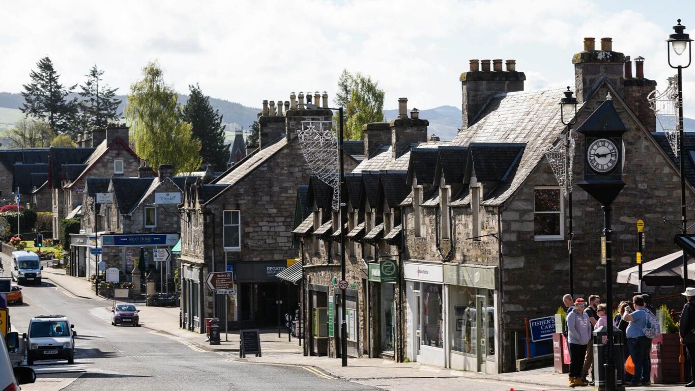 Pitlochry-Street
